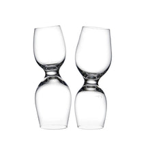 Rød eller Hvidvin set med 2 glas Ron Arad